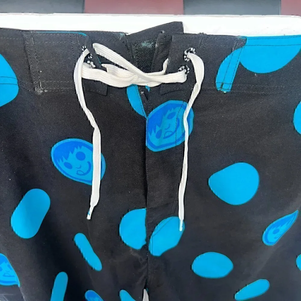 MEN'S NWT NEFF BLUE BLACK SMILEY FACE SWIM TRUNKS - SIZE 38